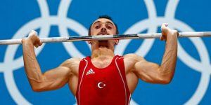 اللجنة الأولمبية الدولية تلغي نتائج الرباع التركي بيناي في أولمبياد 2012