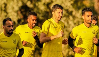 المغرب الفاسي يستعيد "أكردوم" ويفقد 3 لاعبين أمام يوسفية برشيد