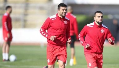 نجما المنتخب التونسي لكرة القدم أسامة الحدادي ونعيم السليتي