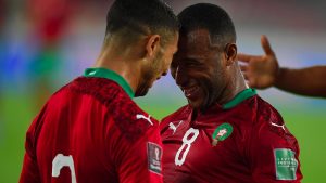 أيوب الكعبي و أشرف حكيمي بقميص المنتخب المغربي