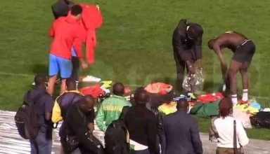 بالفيديو... لاعبو بوركينافاسو يغيرون ملابسهم على أرضية الملعب خوفا من "سحر" الجزائريين
