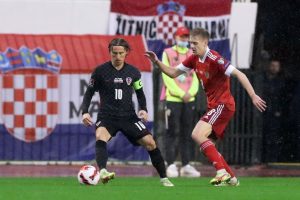 كرواتيا تصدم روسيا بـ"النيران الصديقة" وتتأهل للمونديال