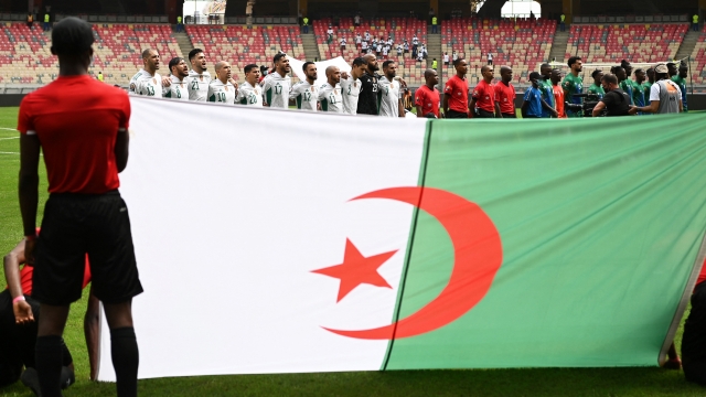 الجزائر تلحق بإسبانيا والبرازيل وتبلغ الـ35 مباراة دون خسارة