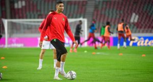 أشرف حكيمي، لاعب المنتخب الوطني المغربي