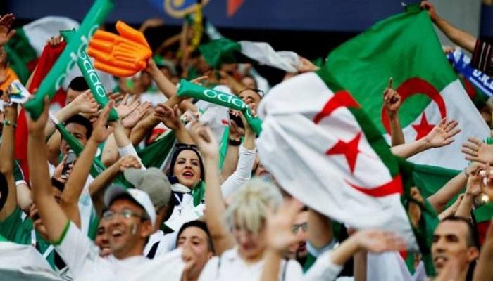 بالفيديو.. الجمهور الجزائري ينعت اللاعبين المغاربة بـ ''السحارة''