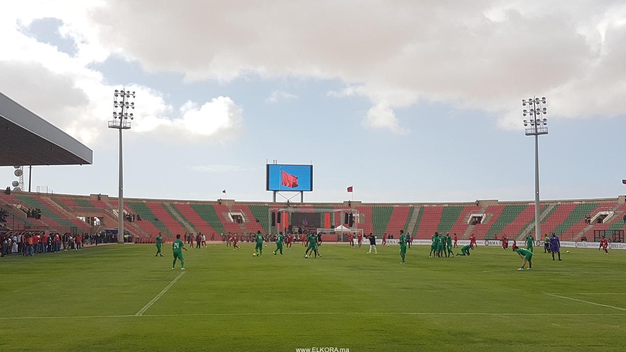 ملعب "الشيخ الأغضف" بمدينة العيون المغربية