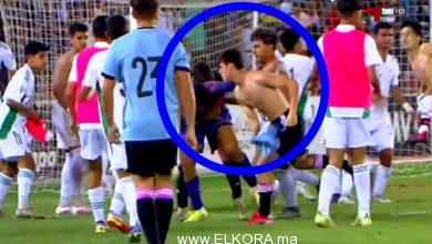 فيديو... شاهد إعتداء لاعبي منتخب الجزائر على حارس المنتخب المغربي