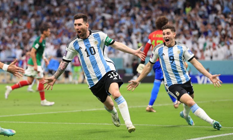 ليونيل ميسي من مباراة منتخب الأرجنتين والمكسيك في كأس العالم 2022