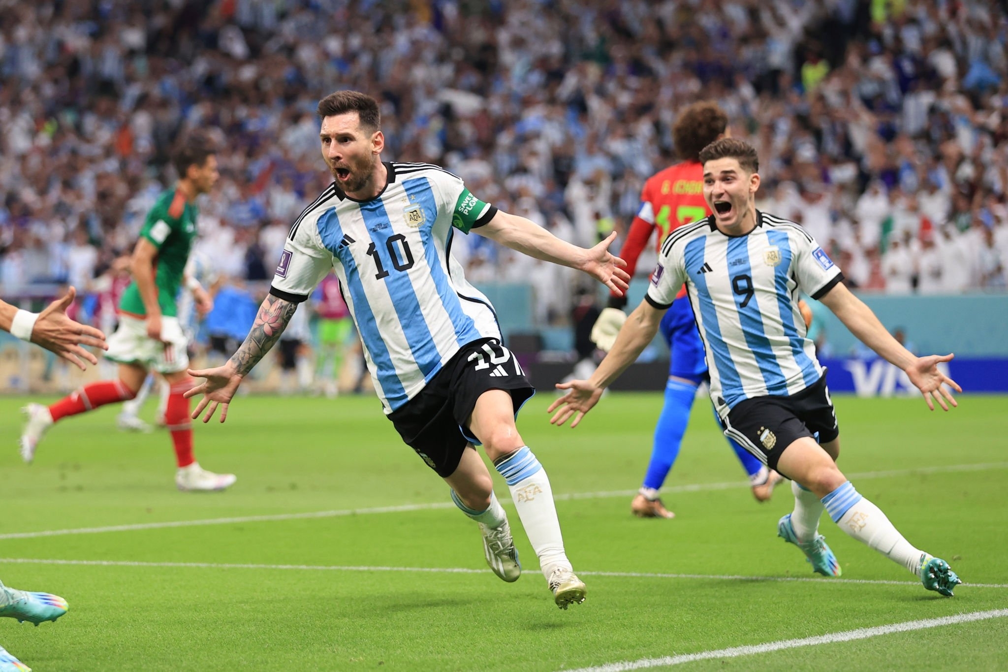 ليونيل ميسي من مباراة منتخب الأرجنتين والمكسيك في كأس العالم 2022