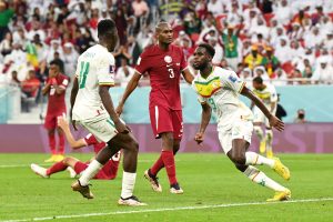 من مباراة قطر والسنغال في كأس العالم 2022