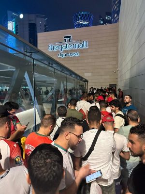 توزيع التذاكر بالمجان على الجمهور المغربي في قطر من طرف الجامعة لحضور مباراة إسبانيا