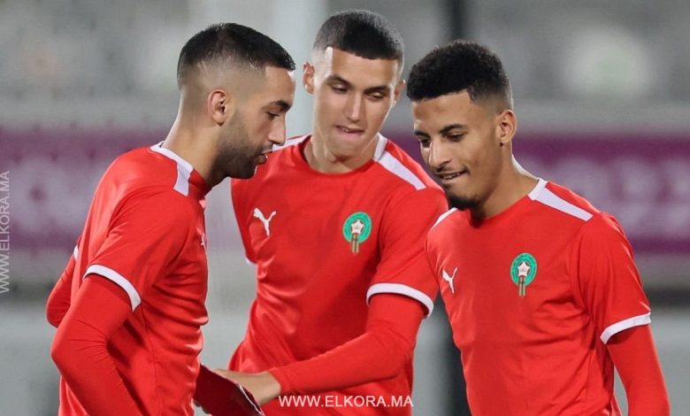حكيم زياش و عز الدين أوناحي و بلال الخنوس - المنتخب المغربي