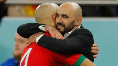 وليد الركراكي مدرب المنتخب المغربي و سفيان أمرابط