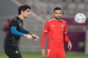 لاعبا المنتخب المغربي لكرة القدم ياسين بونو و يوسف النصيري