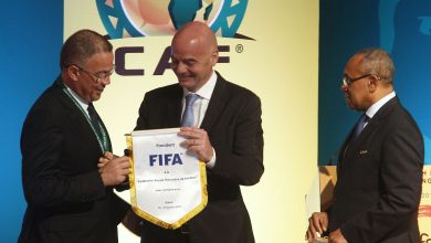جياني إنفانتينو رئيس الاتحاد الدولي لكرة القدم و فوزي لقجع رئيس الجامعة المغربية