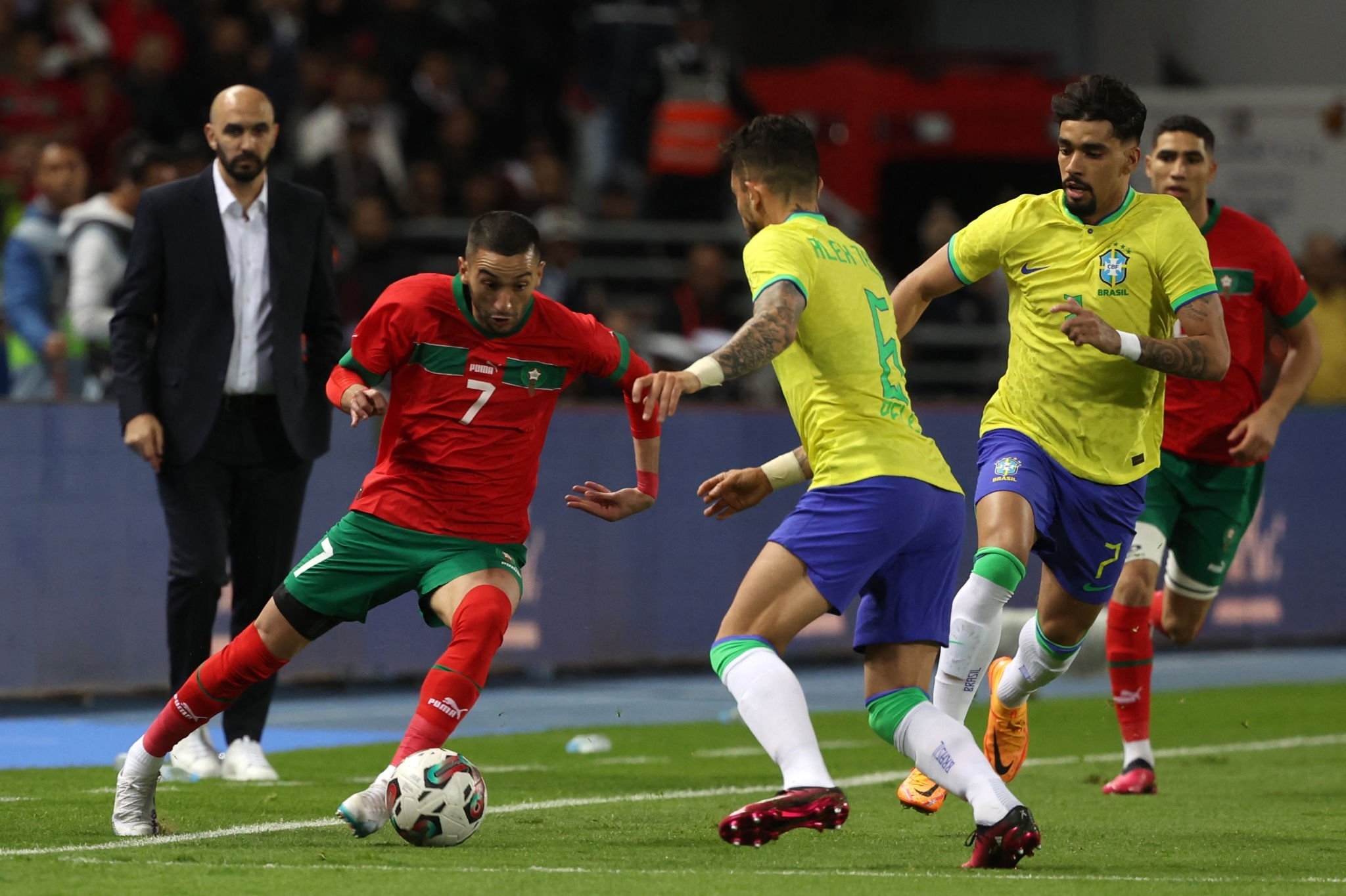 حكيم زياش من مباراة المنتخب المغربي و البرازيل