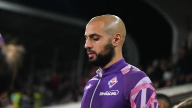 اللاعب المغربي سفيان أمرابط نجم فريق فيورنتينا الإيطالي