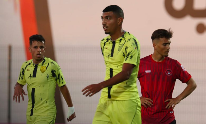 من مباراة شباب المحمدية و المغرب الفاسي في البطولة الاحترافية