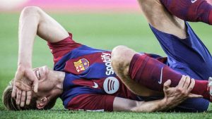 برشلونة يتلقى ضربة موجعة بإصابة دي يونغ