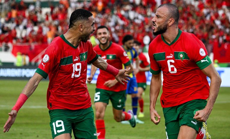 يوسف النصيري ورومان سايس قائد المنتخب المغربي