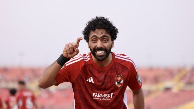 حسين الشحات لاعب الأهلي المصري
