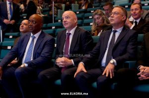 جياني إنفانتينو رئيس الفيفا و باتريس موتسيبي رئيس الكاف إلى جانب فوزي لقجع رئيس جامعة الكرة المغربية