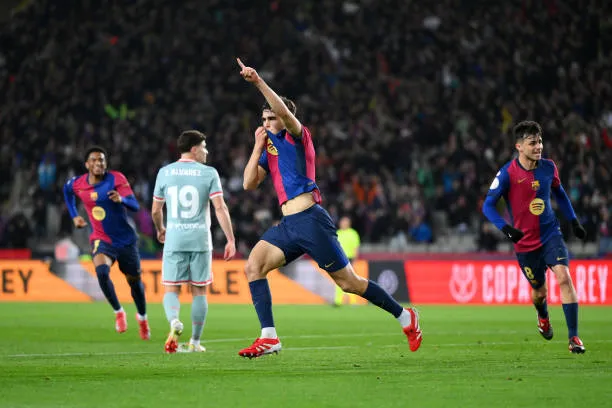الليغا/ برشلونة يقلب تأخره لانتصار "مثير" أمام مضيفه الأتلتيكو (2-4) ويعود مجددا للصدارة الليغا/ برشلونة يقلب تأخره لانتصار "مثير" أمام مضيفه الأتلتيكو (2-4) ويعود مجددا للصدارة