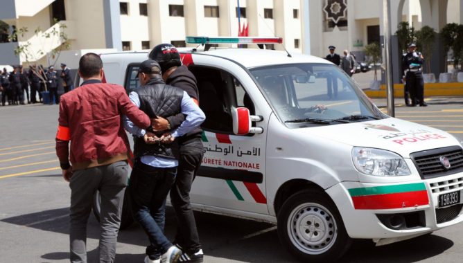اعتقال مدرب الوداد بالمضيق بتهم جنائية خطيرة اعتقال مدرب الوداد بالمضيق بتهم جنائية خطيرة