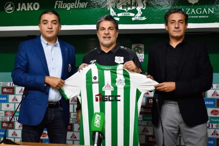 الفيفا تحكم لصالح بيتشاو وتفرض عقوبة قاسية على الدفاع الجديدي الفيفا تحكم لصالح بيتشاو وتفرض عقوبة قاسية على الدفاع الجديدي