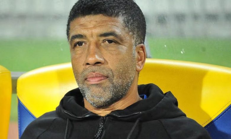 البكاري يغامر بالاحتياطيين أمام الرجاء في كأس العرش: تحدي كبير أم استهانة بالخصم البكاري يغامر بالاحتياطيين أمام الرجاء في كأس العرش: تحدي كبير أم استهانة بالخصم