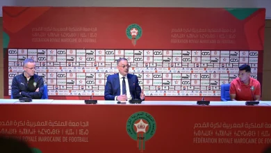 لقجع يُعاتب ويُحفّز: الألقاب لا تأتي بالتبرير... بل بثقافة الفوز