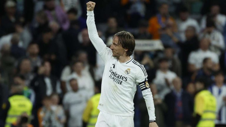 نجم كبير.. ريال مدريد يستقر على وريث مودريتش