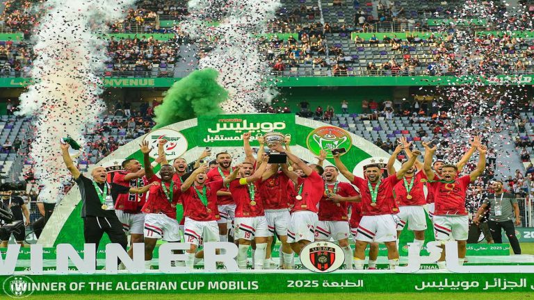 اتحاد الجزائر يفاوض 4 مدربين