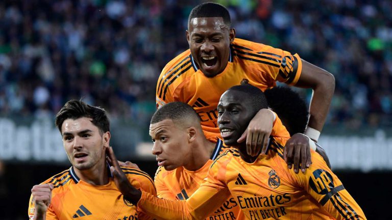 لتخفيض الرواتب.. ريال مدريد يستعد للتخلص من "نجمه الزجاجي"