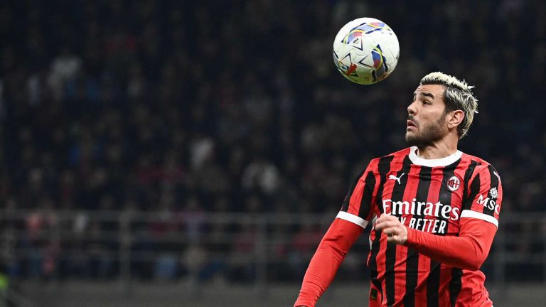 ثيو هيرنانديز يقطع وعدًا لجماهير الهلال ثيو هيرنانديز يقطع وعدًا لجماهير الهلال