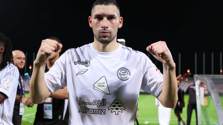 كريستيان جوانكا.. من أفضل لاعبي روشن إلى دوري يلو