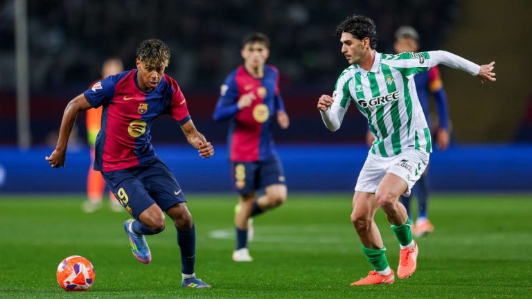أتلتيكو مدريد يدعم صفوفه بصفقة أمريكية