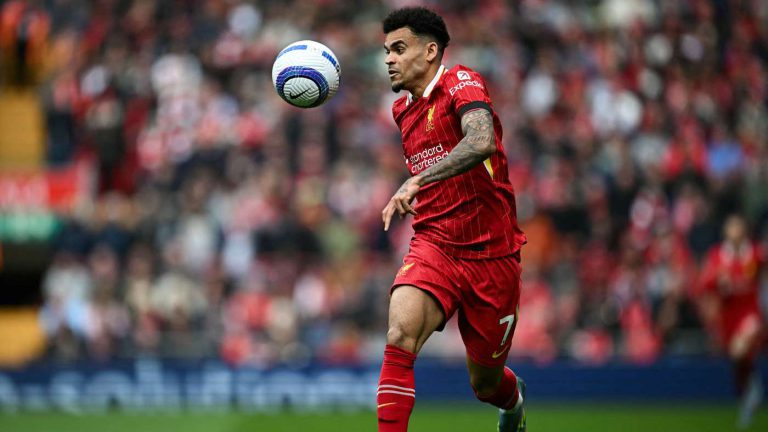 دياز يحاصر ليفربول.. ويحدد موقفه من عرض النصر