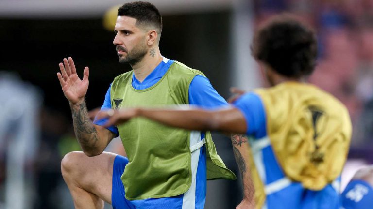 خطوة جديدة تطمئن ميتروفيتش في الهلال خطوة جديدة تطمئن ميتروفيتش في الهلال