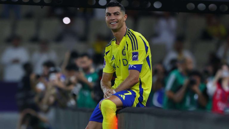 رونالدو يكسر سطوة الاتحاد.. ويحصد جائزة جديدة