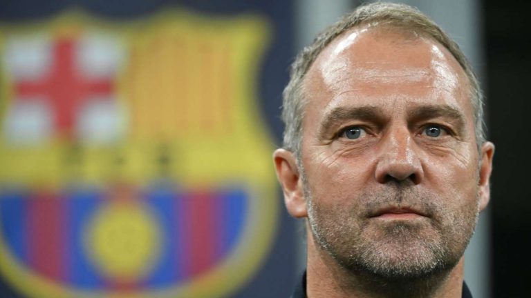 جماهير برشلونة تمازح فليك بشأن راشفورد