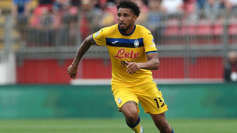وكيل إيديرسون يوضح حقيقة عرض الهلال
