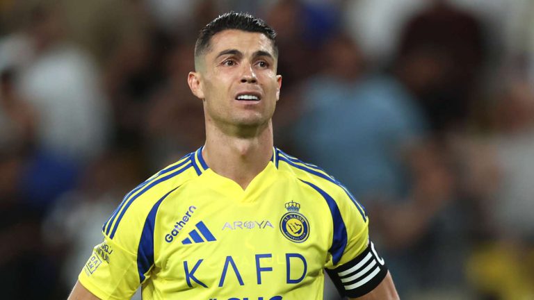 رونالدو يغيب عن مران النصر.. وتحديد موعد انضمامه