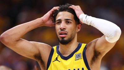 إصابة خطيرة تبعد هاليبورتون عن موسم NBA المقبل
