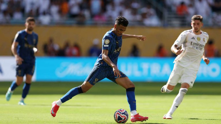 الهلال يحسم مصير الجوير