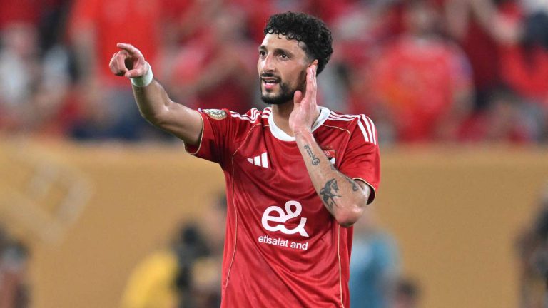 وسام أبو علي يواصل الضغط للرحيل عن الأهلي