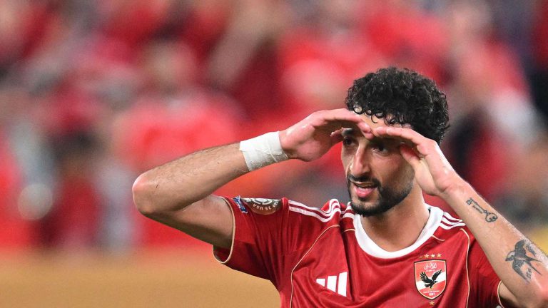 رتوش بسيطة تفصل وسام أبو علي عن مغادرة الأهلي
