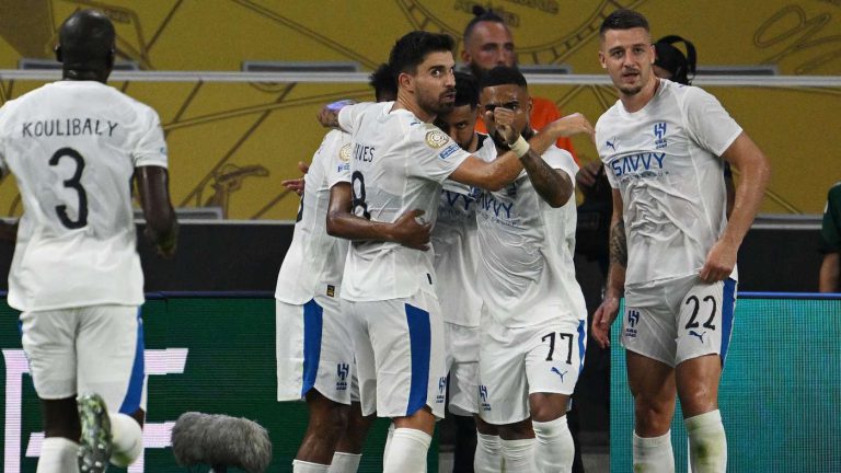 الشيخ: قرار الهلال "مؤلم" لكنه ضارة نافعة