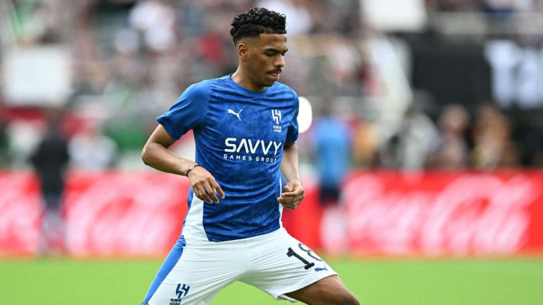 الهلال يصدم القادسية بشأن الجوير