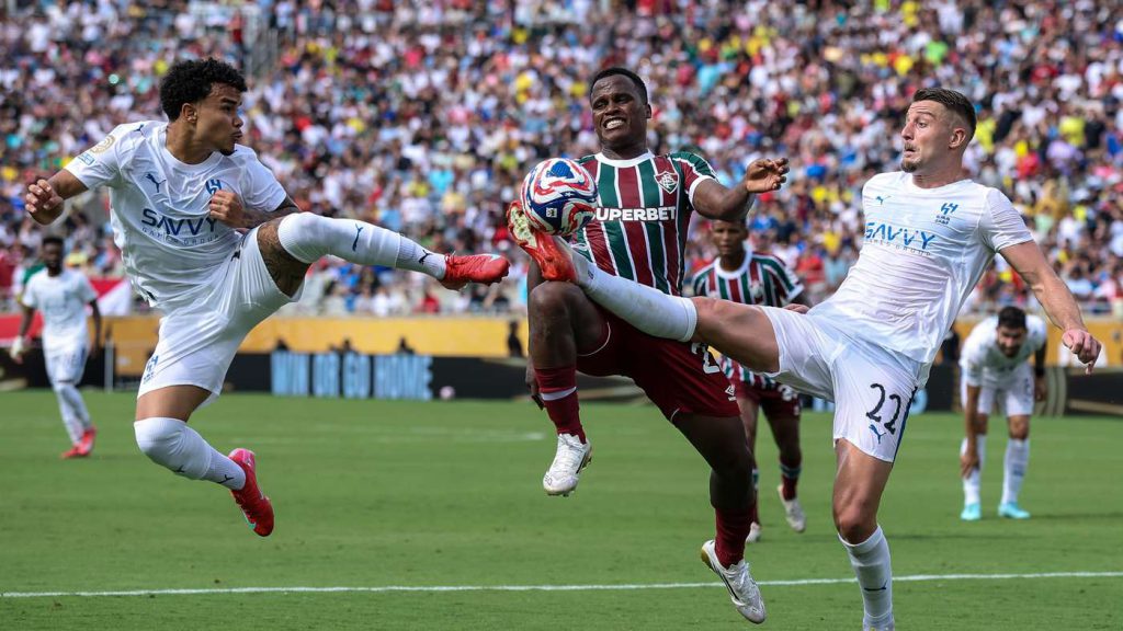 من يعوض غياب الهلال عن السوبر السعودي؟